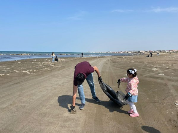 Sumqayıtda Beynəlxalq Yer Günündə təmizlik aksiyası keçirilib - FOTO