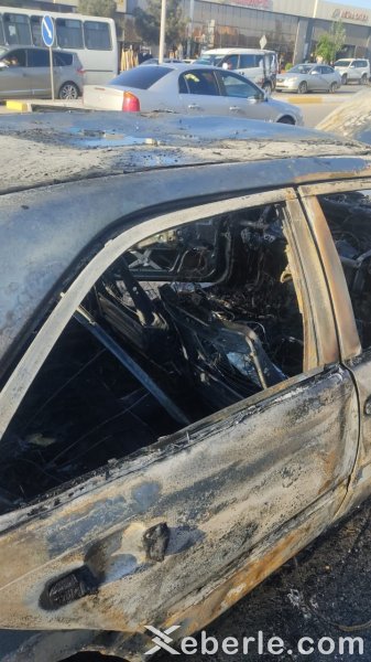 Sumqayıtda "Mercedes" yandı - VİDEO (FOTO)