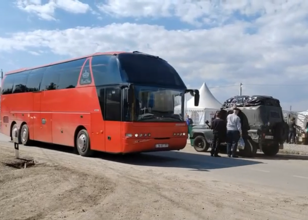 Ermənistan Xankəndinə 40 avtobus göndərdi