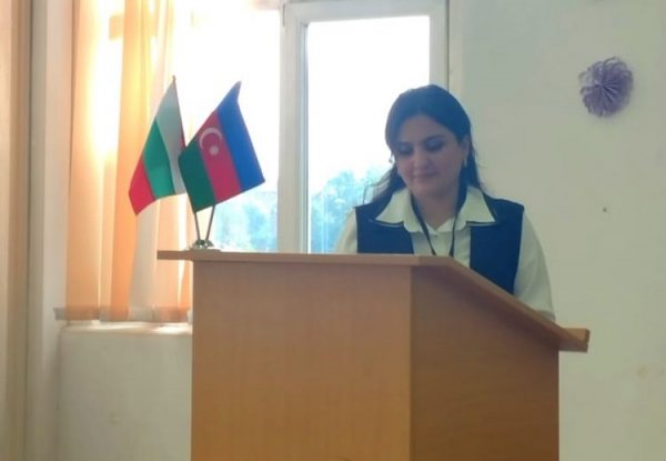 Sumqayıtlı bağça müdiri Bolqarıstanda Azərbaycan dilinin zənginliyindən danışdı