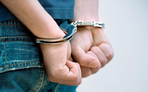 Beynəlxalq axtarışa verilmiş 4 nəfər Azərbaycana ekstradisiya edildi