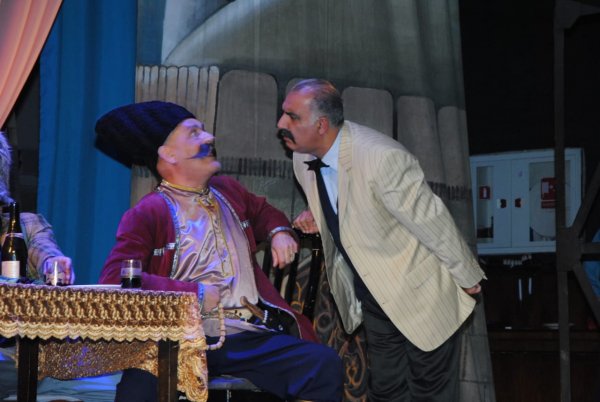 Sumqayıt teatrında mərhum rejissorun xatirəsi anıldı (FOTOLAR)