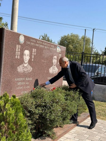 YAP-ın namizədlərinə səs vermək rifahı, yüksəlişi və tərəqqini seçməkdir