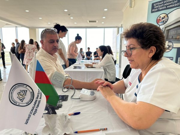  Peşə Təhsil Mərkəzində qanvermə aksiyası keçirilib - FOTOLAR