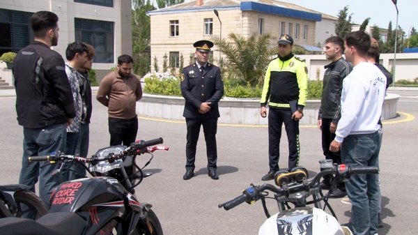 Sumqayıtda səsboğuculara qəsdən müdaxilə edən moped və motosiklet sürücüləri saxlanılıblar Sumqayıtda səsboğuculara qəsdən müdaxilə edən moped və motosiklet sürücüləri saxlanılıblar