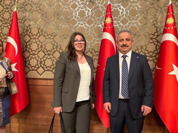 Səbinə Salmanova Ərdoğanla görüşdü - FOTO