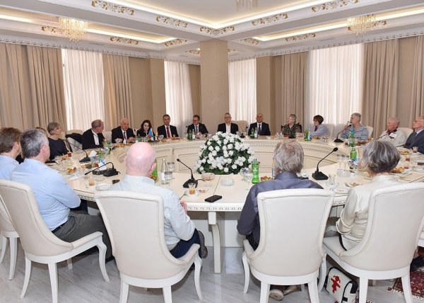Almaniyadan Sumqayıta dostluq səfəri: Əlaqələr daha da güclənir