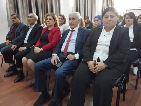 Sumqayıtda Ulu Öndərə həsr olunmuş növbəti tədbir “VİP” Mərkəzi tərəfindən gerçəkləşdi - FOTOLAR Sumqayıtda Ulu Öndərə həsr olunmuş növbəti tədbir “VİP” Mərkəzi tərəfindən gerçəkləşdi - FOTOLAR