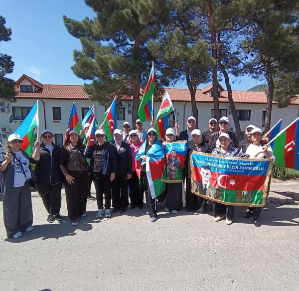 Sumqayıtda yaşayan bir qrup şəhid ailəsi və Vətən müharibəsi qaziləri Laçına səfər edib