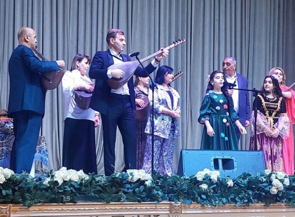 AAB-nin Sumqayıt Regional Bölməsinin aşıqları qəlbləri fəth etdilər - FOTOLAR