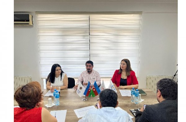 QHT-lər Qan qohumları arasında nikahların fəsadlarını cəmiyyətə çatdırmaq üçün imza atdılar — FOTOLAR