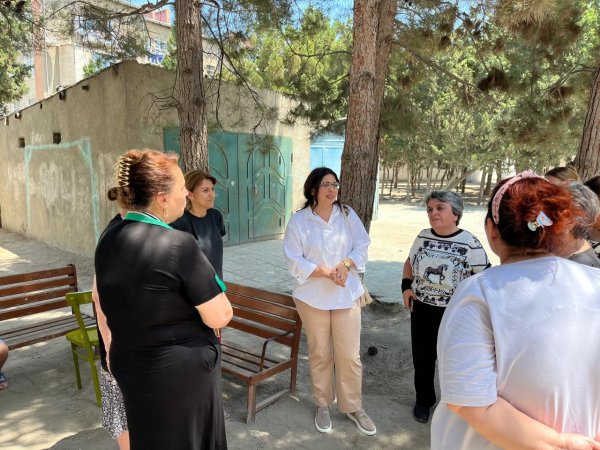 Deputat Sumqayıtda səyyar qəbul keçirdi: Bəzi məsələlər yerindəcə həll olundu