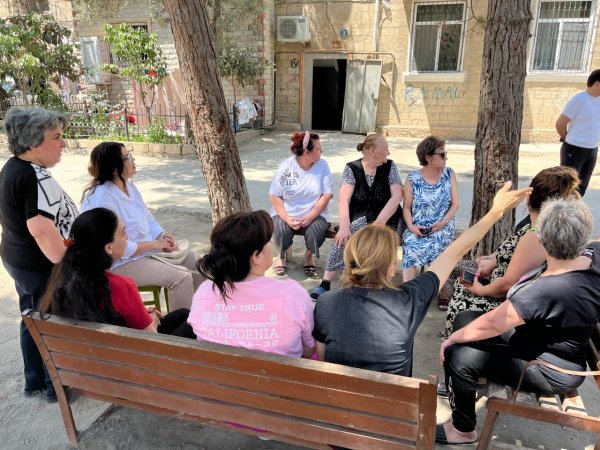 Deputat Sumqayıtda səyyar qəbul keçirdi: Bəzi məsələlər yerindəcə həll olundu