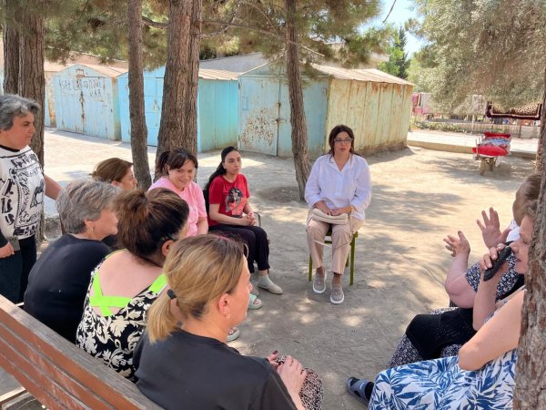 Deputat Sumqayıtda səyyar qəbul keçirdi: Bəzi məsələlər yerindəcə həll olundu