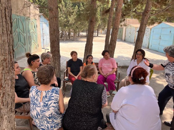 Deputat Sumqayıtda səyyar qəbul keçirdi: Bəzi məsələlər yerindəcə həll olundu