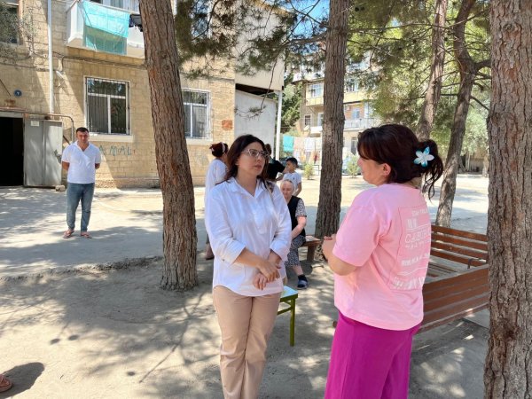 Deputat Sumqayıtda səyyar qəbul keçirdi: Bəzi məsələlər yerindəcə həll olundu