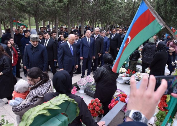 Sumqayıtda 27 Sentyabr – Anım Günü münasibətilə şəhidlərin xatirəsi yad edilib