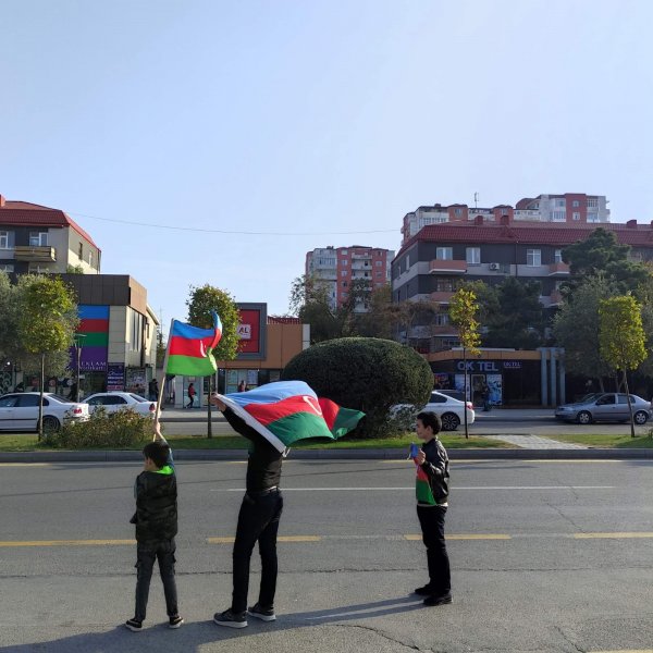 Sumqayıtda Zəfər Günü münasibətilə bayram ab-havası yaşanır - FOTO