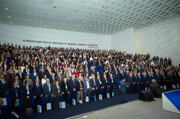 Mingəçevirdə "Davamlı İnkişaf Strategiyası: Qlobal trendlər, milli təcrübələr və yeni hədəflər" adlı beynəlxalq konfrans başlayıb Mingəçevirdə "Davamlı İnkişaf Strategiyası: Qlobal trendlər, milli təcrübələr və yeni hədəflər" adlı beynəlxalq konfrans başlayıb