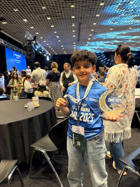 Sumqayıtlı olimpiada çempionu: Kiçik yaşda böyük nailiyyətlər - MÜSAHİBƏ