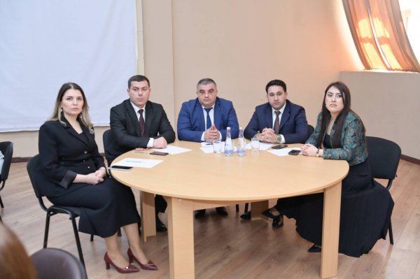 Nazir yeni təyin olunmuş məktəb direktorları ilə görüşdü - FOTOLAR