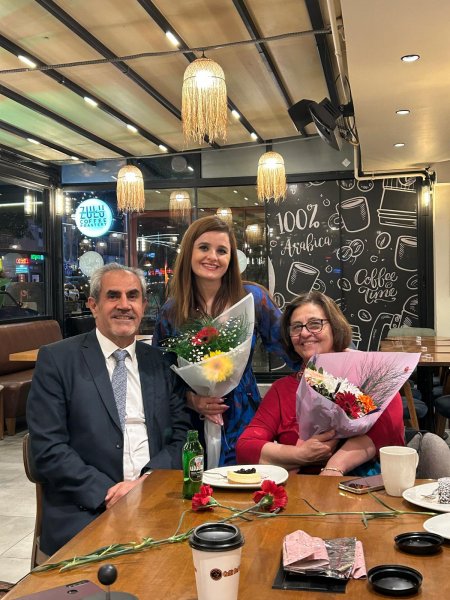 İzmirdə 8 Mart münasibətilə Azərbaycan–Türkiyə qadın həmrəyliyi tədbiri keçirilib 