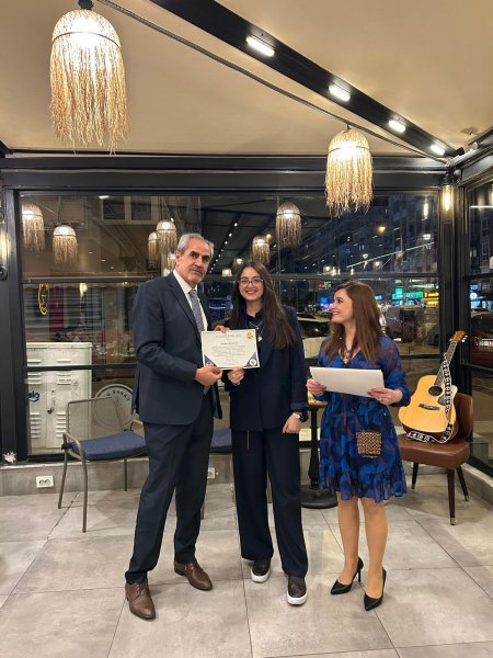 İzmirdə 8 Mart münasibətilə Azərbaycan–Türkiyə qadın həmrəyliyi tədbiri keçirilib 