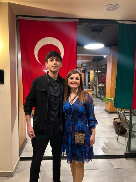 İzmirdə 8 Mart münasibətilə Azərbaycan–Türkiyə qadın həmrəyliyi tədbiri keçirilib 