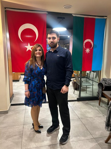 İzmirdə 8 Mart münasibətilə Azərbaycan–Türkiyə qadın həmrəyliyi tədbiri keçirilib 