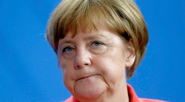 Merkelden "soyqırımı" qərarına dair ilk AÇIQLAMA