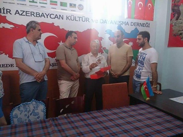 İzmirdə ölkəmizi təmsil edənlər: Xocalı abidəsi ucaldan Azərbaycan sevdalısı - REPORTAJ (FOTOLAR)