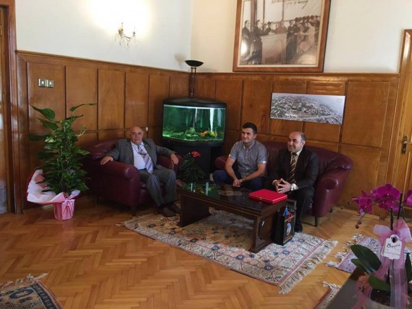 DAK və AKİDER-in kollektivi EGE universitetinin yeni rektoru ilə görüşüb - FOTOLAR