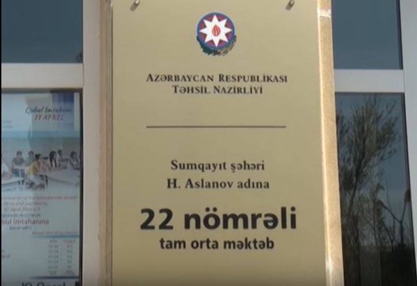 Sumqayıtda 22 nömrəli məktəbin direktoru "at oynadır" - RƏZALƏT