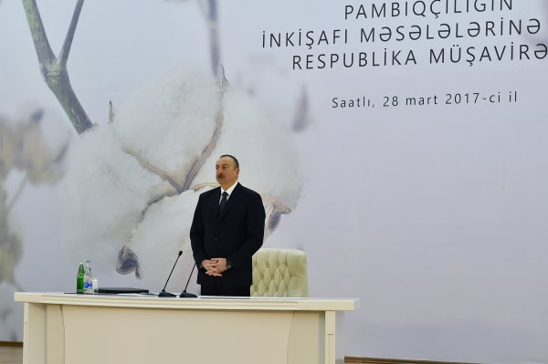 Azərbaycan prezidenti: “Bu il pambıq becərən rayonlarda 200 min nəfər işlə təmin olunacaq”