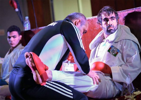 Sumqayıtlı karateçi daha bir turnirin qalibi oldu -FOTO