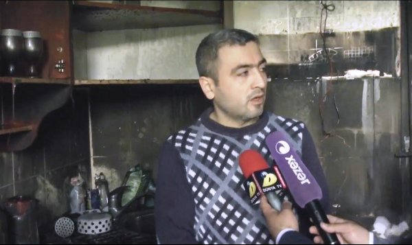  Sumqayıtda yanan ev uçdu: telejurnalist ölümdən döndü - VİDEO