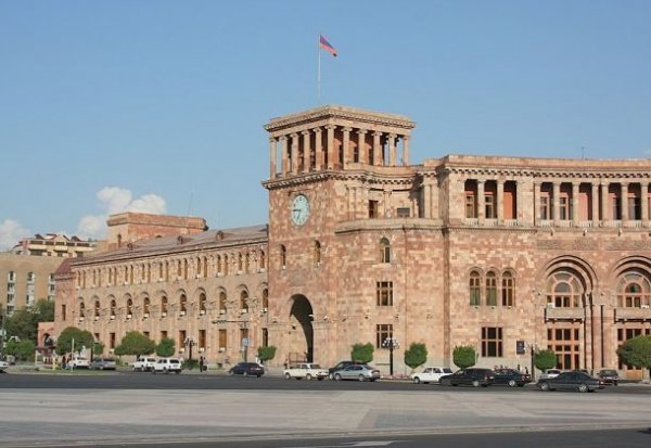 Ermənistan hökuməti istefa verib