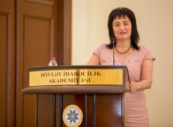 Sumqayıtlı jurnalist Aida Eyvazlının kitabının təqdimatı olub