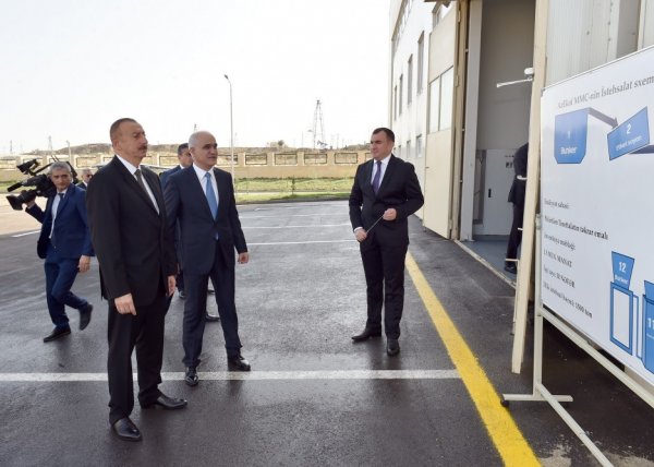 Prezident İlham Əliyev Balaxanı Sənaye Parkının açılışında iştirak edib