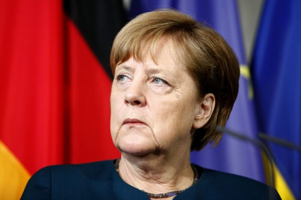 Şərq Tərəfdaşlığının taleyi Rusiyadan asılıdır - Merkel