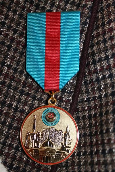 Qazaxıstan Prezidenti sumqayıtlı jurnalistə medal verdi - FOTO