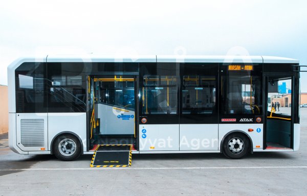 Bakıda marşruta yeni avtobuslar buraxılıb - FOTO