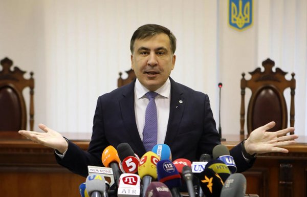 Saakaşvili Kiyevdən əlavə müdafiə istədi
