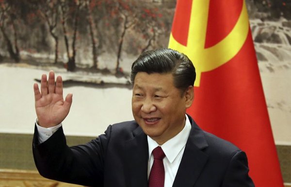 Si Cinpin yenidən Çin Xalq Respublikasının sədri seçilib