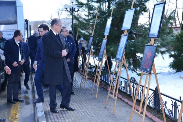 Sumqayıt ictimaiyyəti Qubada Soyqırım Memorial Kompleksinə təşkil olunmuş yürüşdə iştirak edib – FOTOLAR