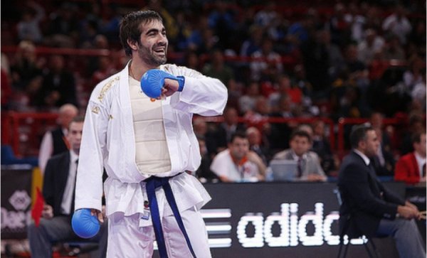 Rafael Ağayev Döyüş Karate təşkilatının üzvü oldu – VİDEO