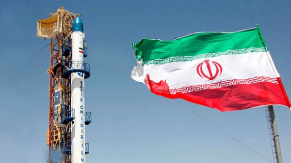 İran yeni silahını təqdim etdi