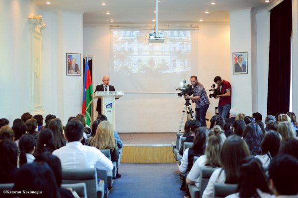 Qərbi Kaspi Universitetinin məktəblilər arasında keçirdiyi esse müsabiqəsinə yekun vurulub
