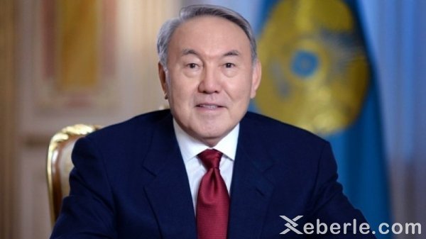 Nazarbayev Papanı da bu qurultaya dəvət etdi