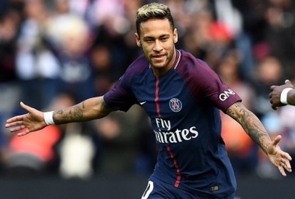 Futbol əfsanəsi Neymar haqda: “Hamımız ondan daha çox şey gözləyirdik”